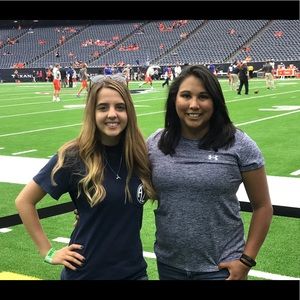 Meet your Posher, Elizabeth